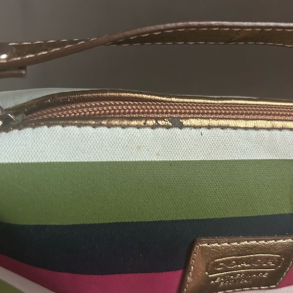 Coach Bag - Picture 4 of 8